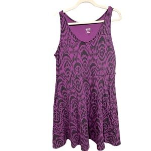 Mini Skater Dress, Fit and Flare Black & Purple Juniors XXL (19” P2P)